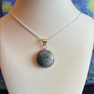 Moss Agate Round Pendant 22” chain - NEW